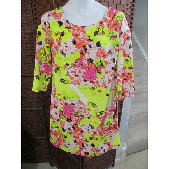 Daisy Fuentes Dresses & Skirts - NWT Daisy Fuentes Floral Pattern Dress Size Medium Flowers Summer Multi Color